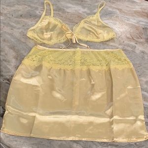 Yellow lingerie set. Bralette and skirt size M